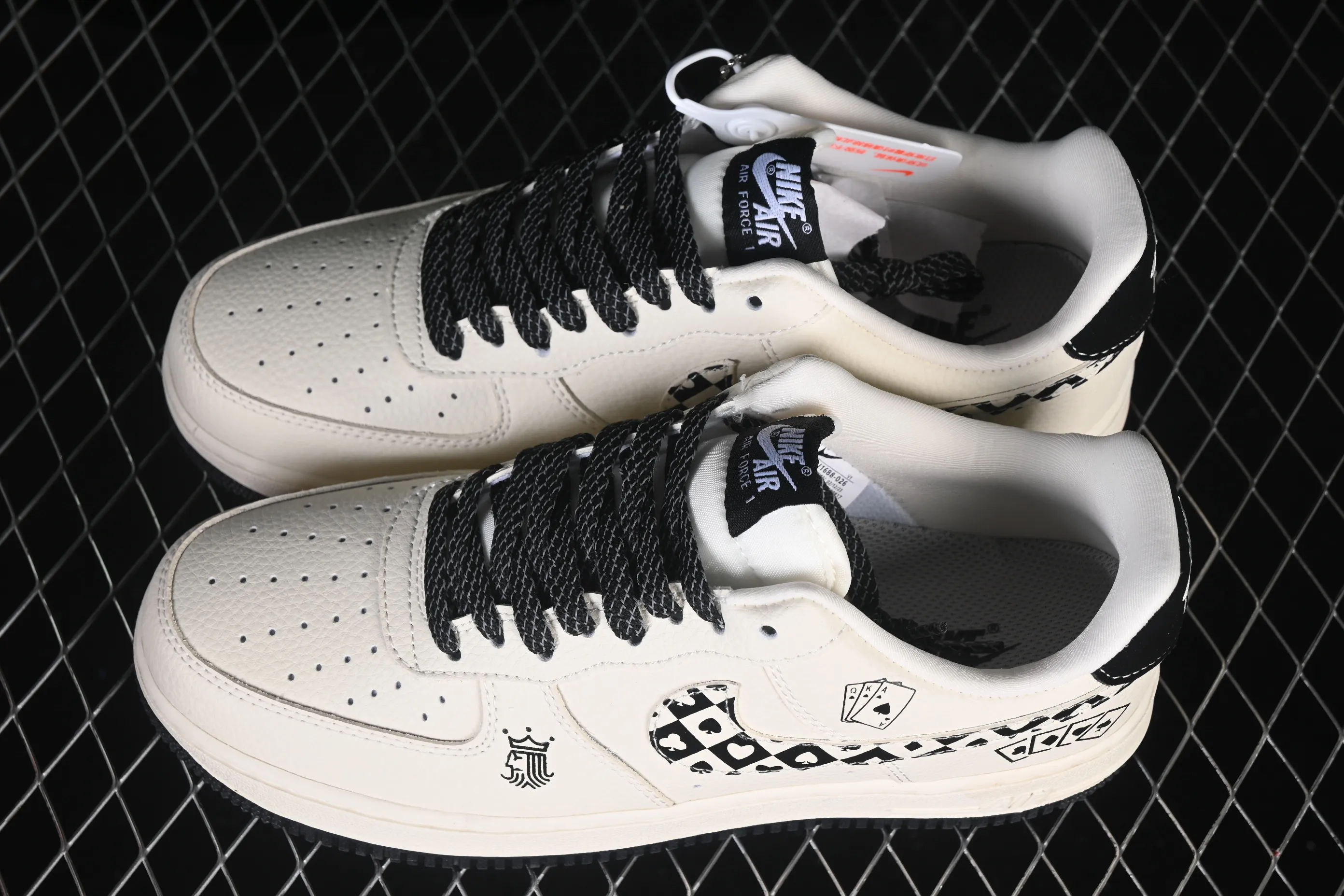 All categories Nk Air Force 1 Air Force series Nk Air Force 1 Low Air Force low-top Nike Air Force 1'07 Low Limited to the Year of the Horse, immediate success Air Force 1 low-top casual sneakers KJ1688-026